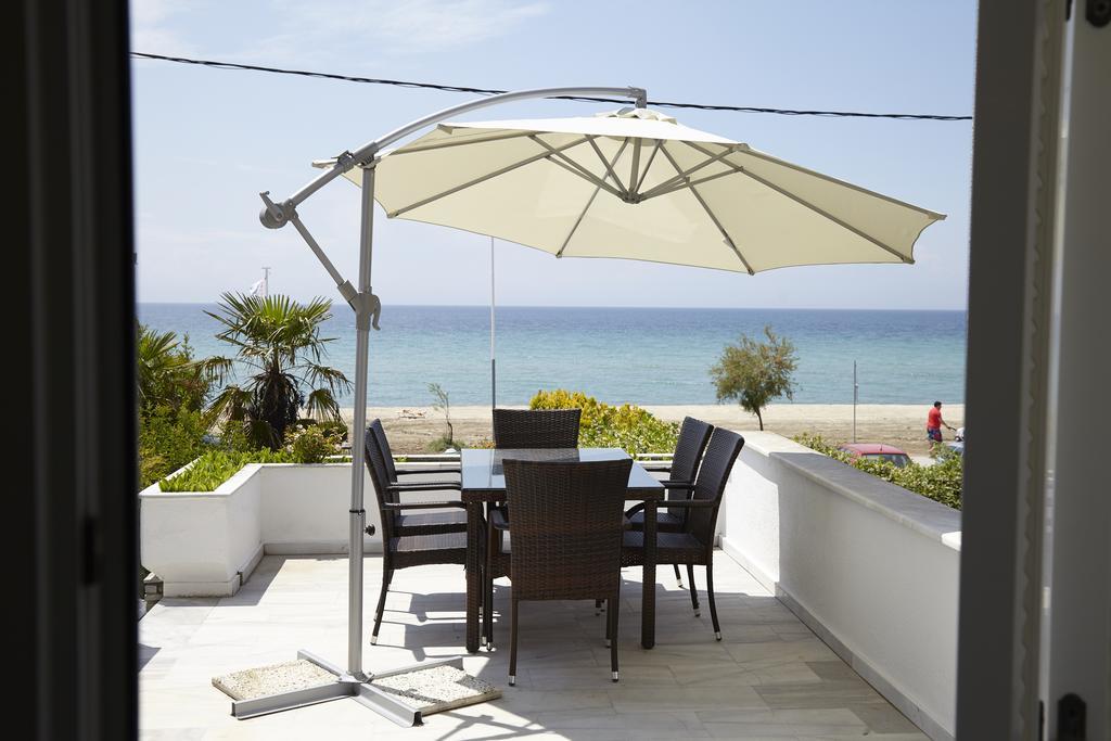 Beach Front Villa Nea Kallikrateia Luaran gambar