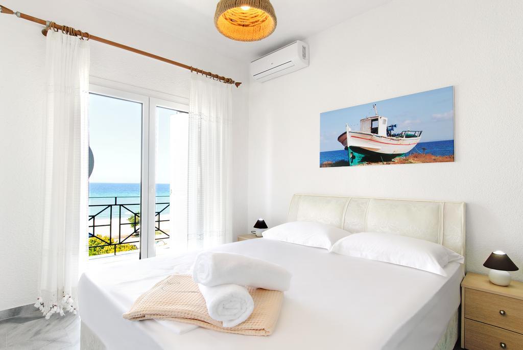 Beach Front Villa Nea Kallikrateia Luaran gambar